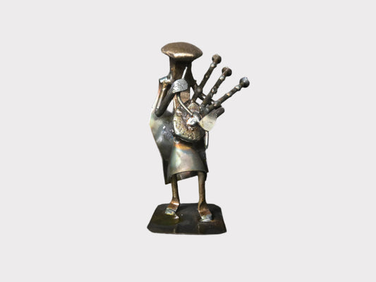 The Bagpipe figure stands approximately 6 inches tall