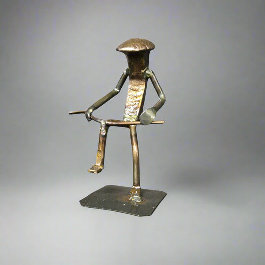 Mad Golfers stand about 6 inches tall.
