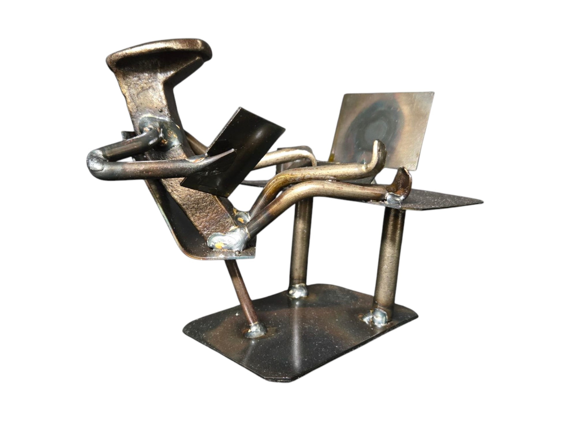 Computer figures are approximately 5 inches tall. It is common for objects on the desk or in the hand to vary. 
