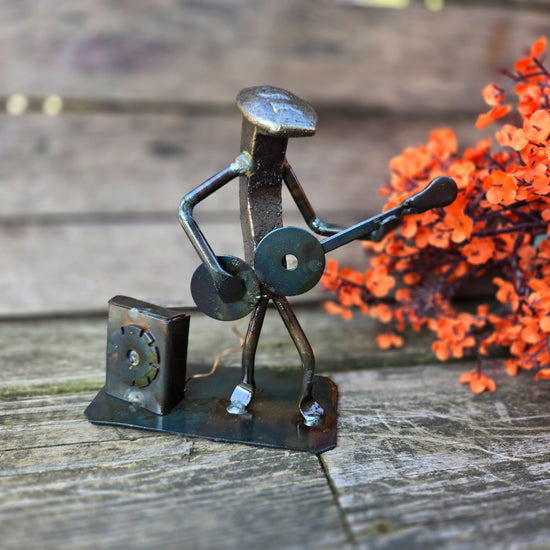 This figure is approximately 6-7 inches tall.