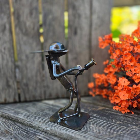 This figure is approximately 6-7 inches tall.